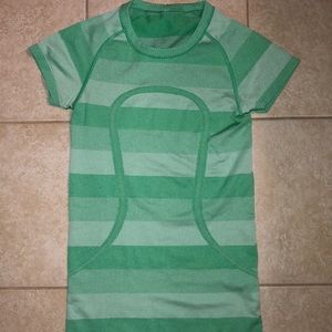 Lululemon swiftly tee
